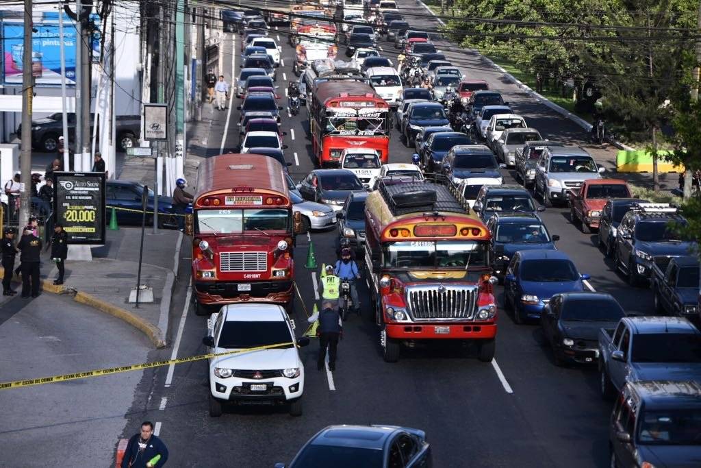 tiroteo en bus ruta 40R en la calzada Roosevelt