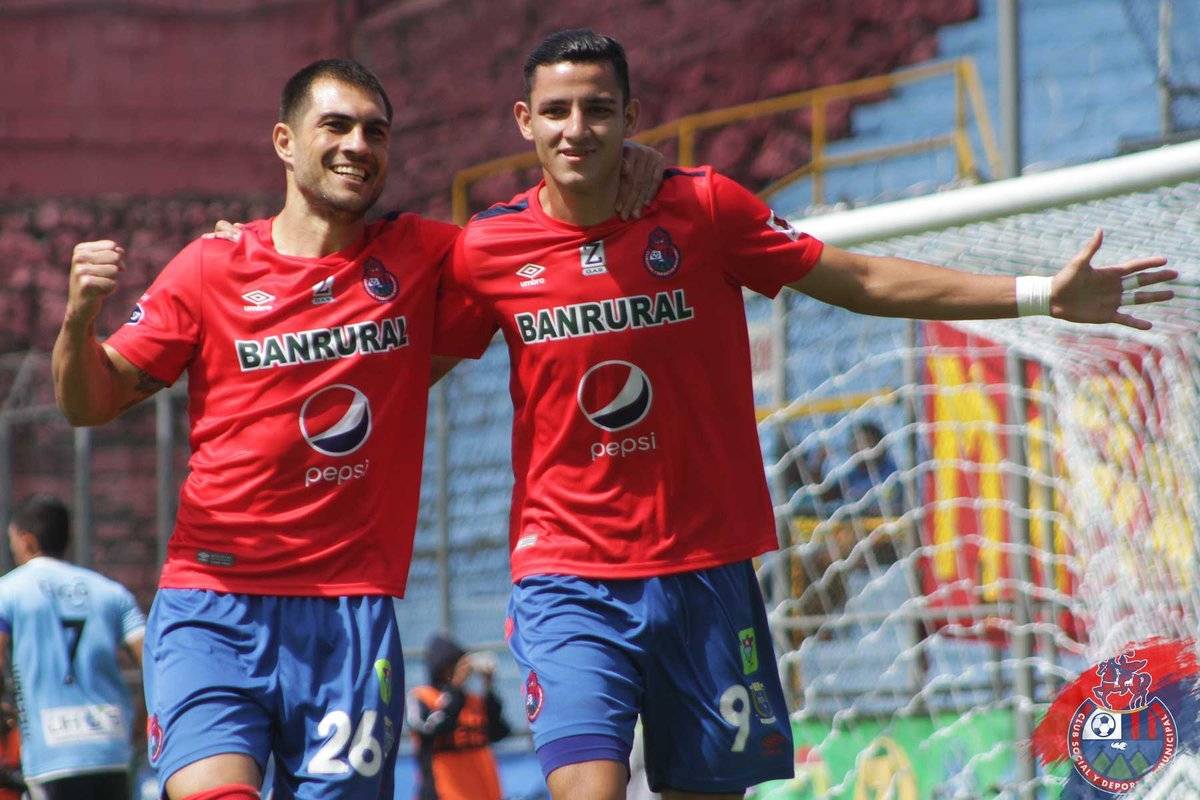 Martínez marcó 10 goles en el torneo