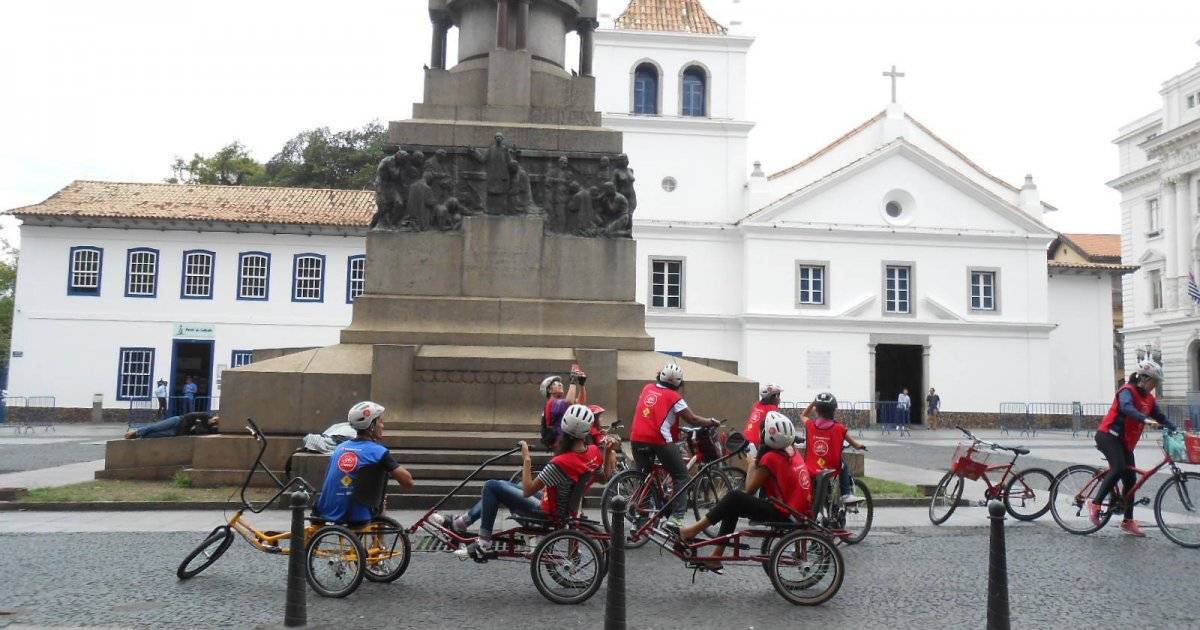 bike tour