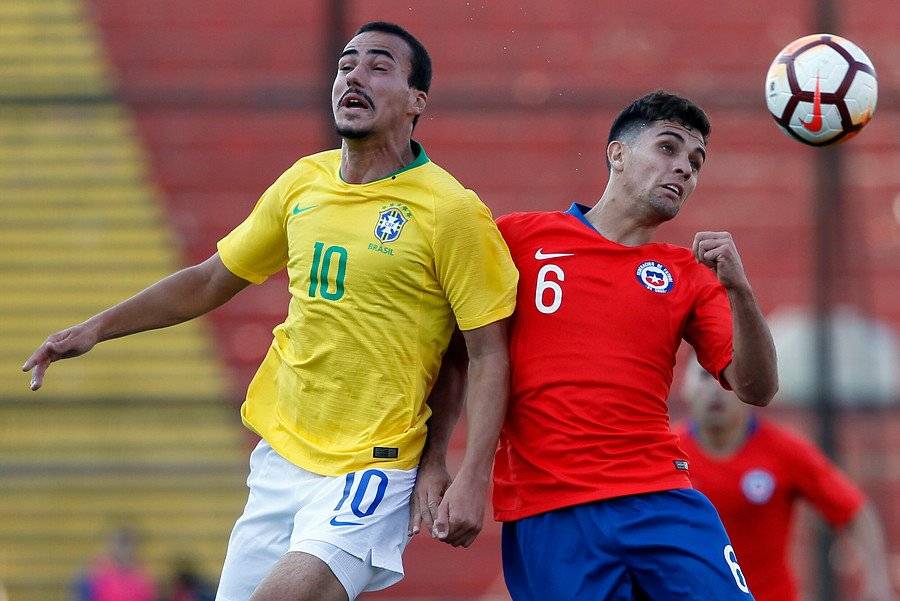 Ignacio Saavedra es uno de los jugadores con más rodaje en Primera División en la Roja Sub 20 / Foto: Photosport