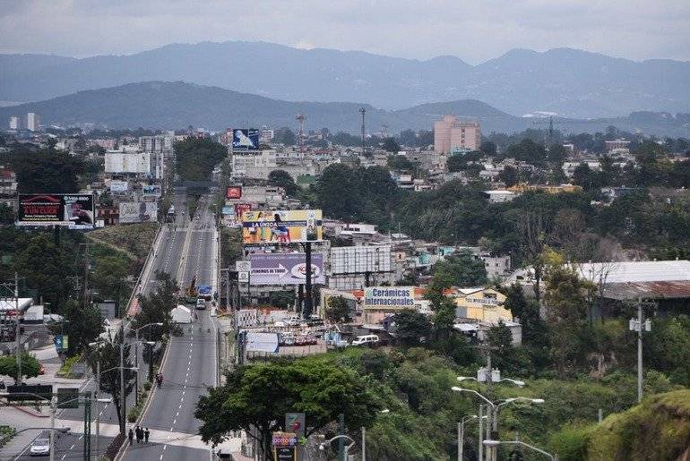 Los trabajos se realizan desde el sábado por la tarde hasta el domingo a medianoche.