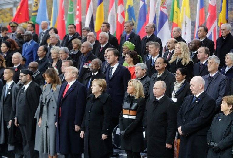 Mandatarios conmemoran armisticio en París