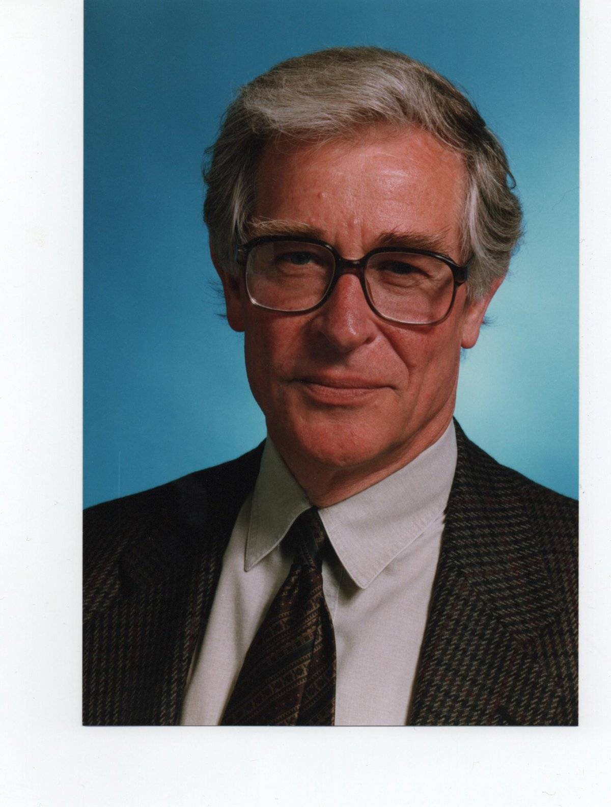Ian Mills, profesor de metrología en la Universidad de Reading, Reino Unido