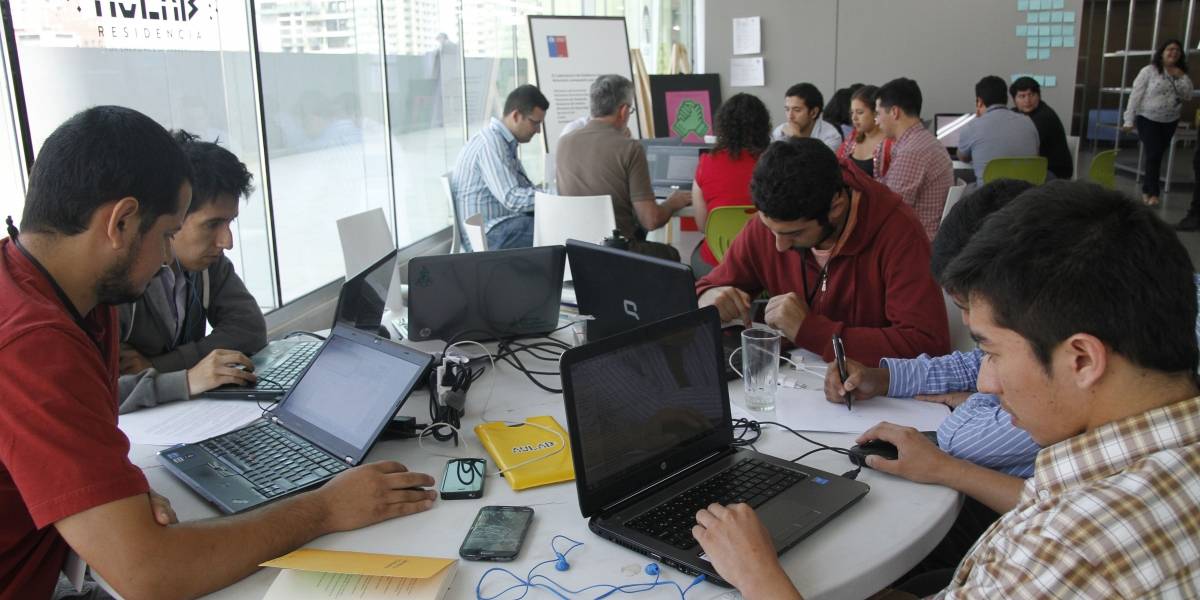 Teletrabajo en Chile: Aprueban indicación para garantizar derecho a desconexión de los trabajadores