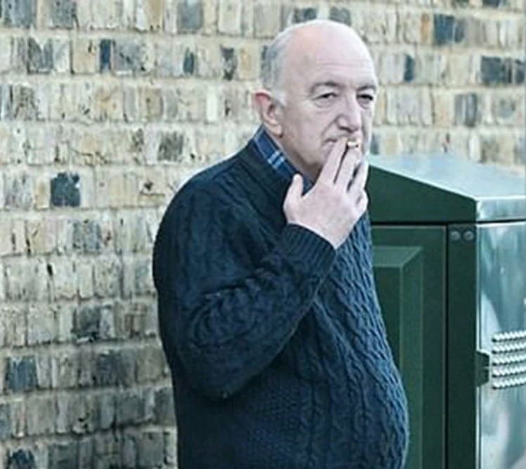 John Deacon, bajista de Queen John Deacon, bajista de Queen