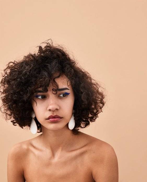 peinados para cabello corto chino
