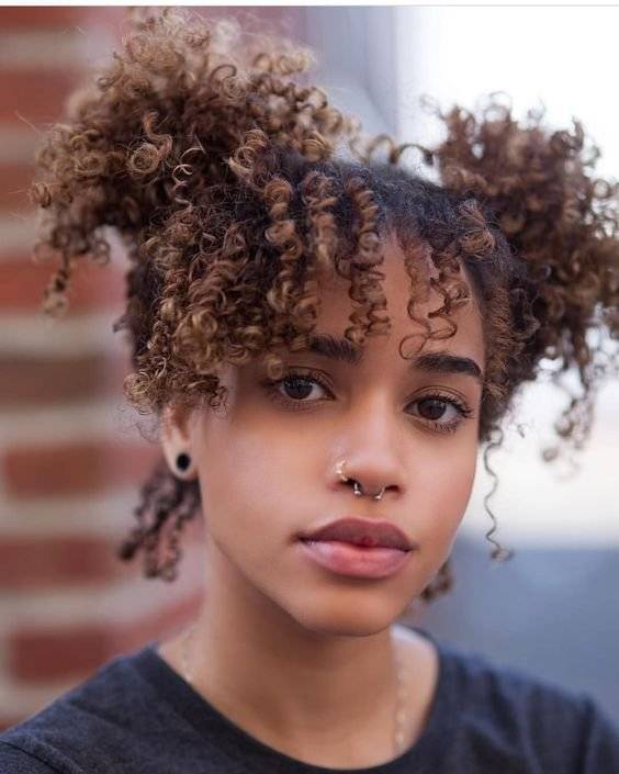 peinados para cabello corto chino