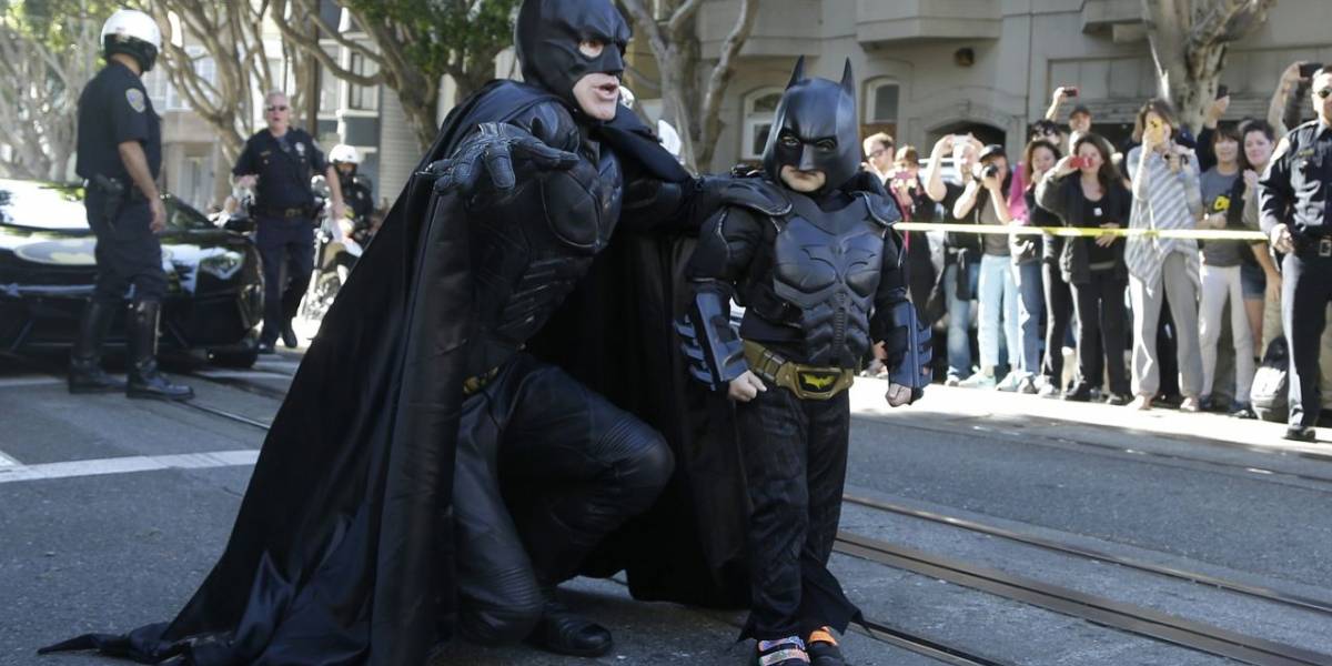 Revelan que "Batkid" ha logrado superar el cáncer que padecía