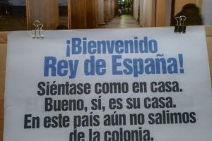 EN IMÁGENES. Dedican carteles a presidentes de Iberoamérica que se encuentran en La Antigua