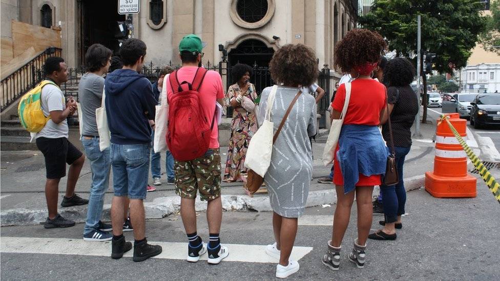 104305764foto1gruponaliberdade-f9073376785b1bab8b4fa3f4d48410d9.jpg