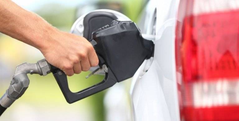 5 sencillos consejos para ahorrar combustible