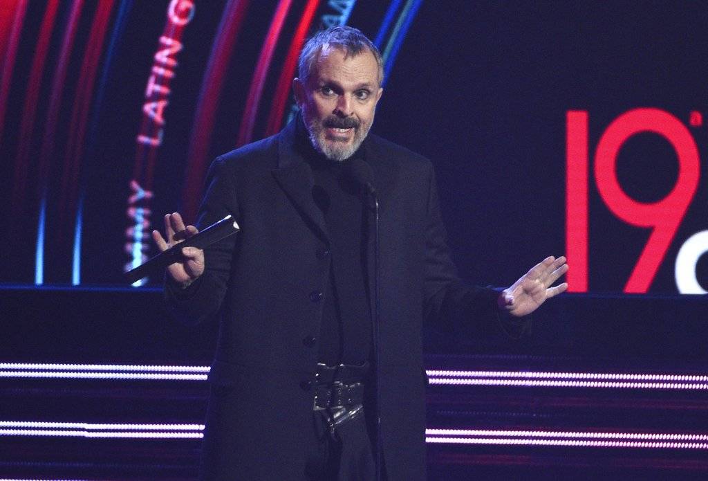 Miguel Bosé en los Latin Grammy