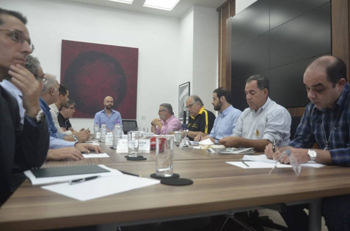 reunião prefeitura marginal pinheiros