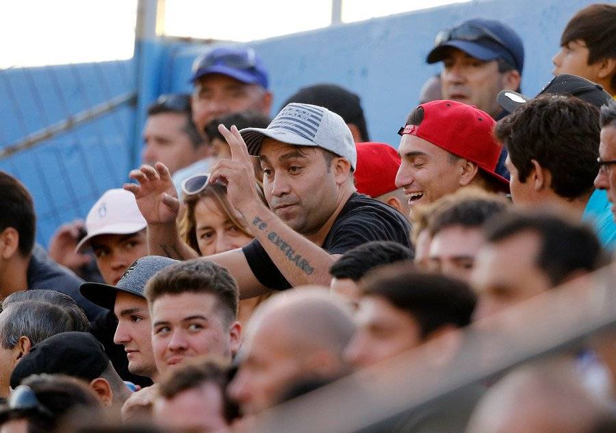 Tras salir de la cárcel en noviembre del año pasado, Luis Núñez fue visto en un par de ocasiones en San Carlos de Apoquindo alentando a la UC / Foto: Agencia UNO