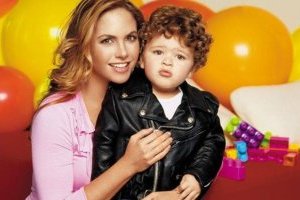 FOTO. Hijo de Lucero y Mijares enamora en las redes con su físico