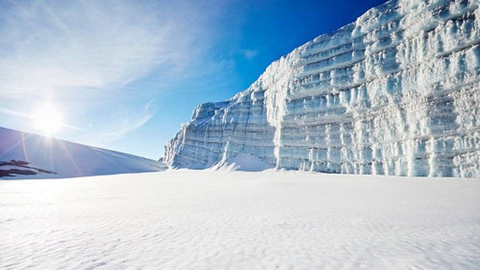 104435657glaciar-4c1565746ae83a4a0cae23623d1a566b.jpg