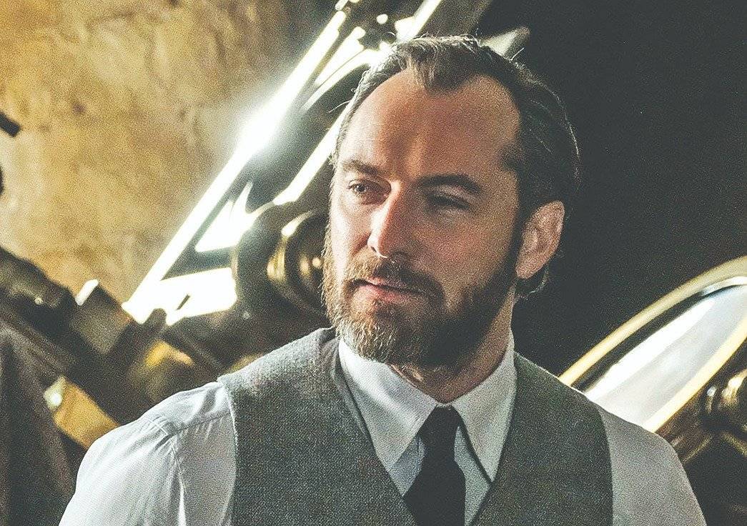 Jude Law como Dumbledore em "Animais Fantásticos: Os Crimes de Grindelwald"