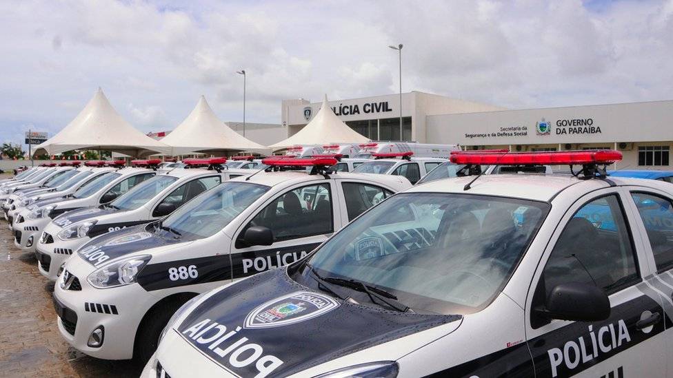 104310238entregadeviaturas17-f8f69053bda4e4d3bf93300acec5bf12.jpg