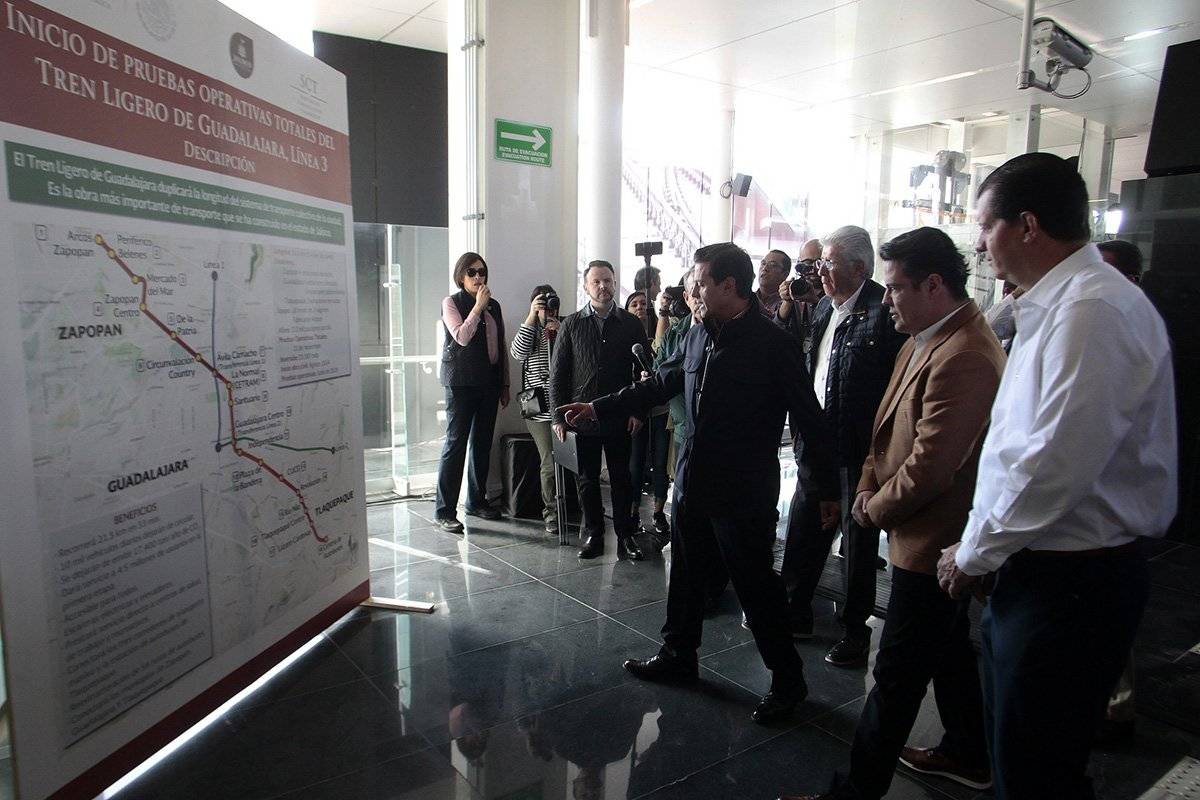 Omiten fallos de la Línea 3 en visita presidencial
