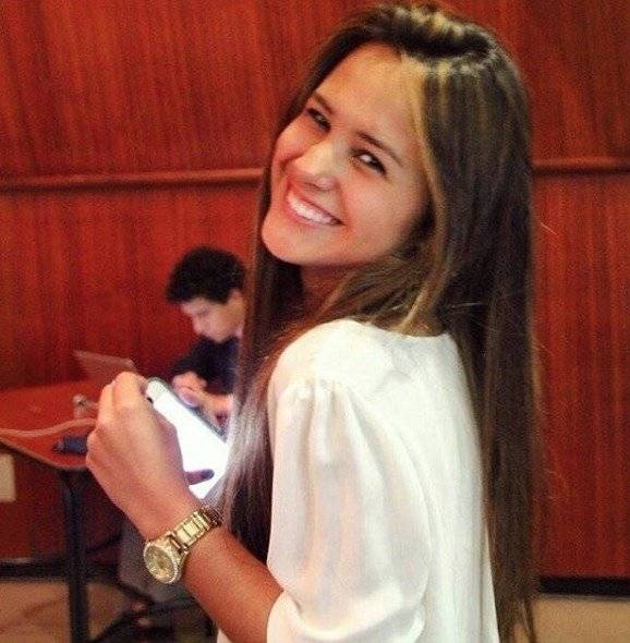 Daniela Almeida en una Simulación Legislativa de la Asamblea Nacional