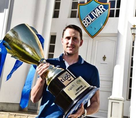 Beñat llegó a la UC siendo bicampeón con el Bolívar en 2017 / Foto: La Razón - Bolivia