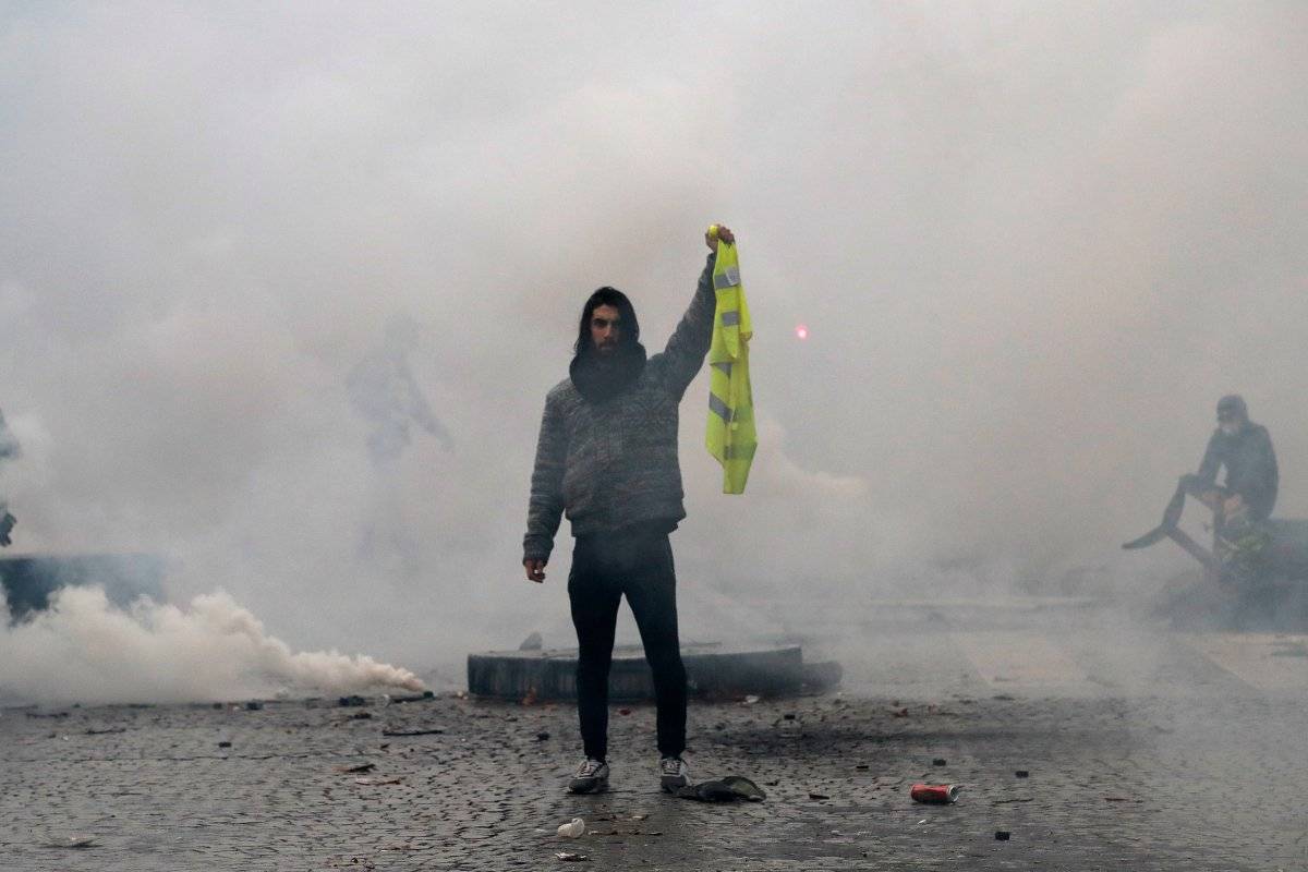 protestas en Francia por alza de combustibles