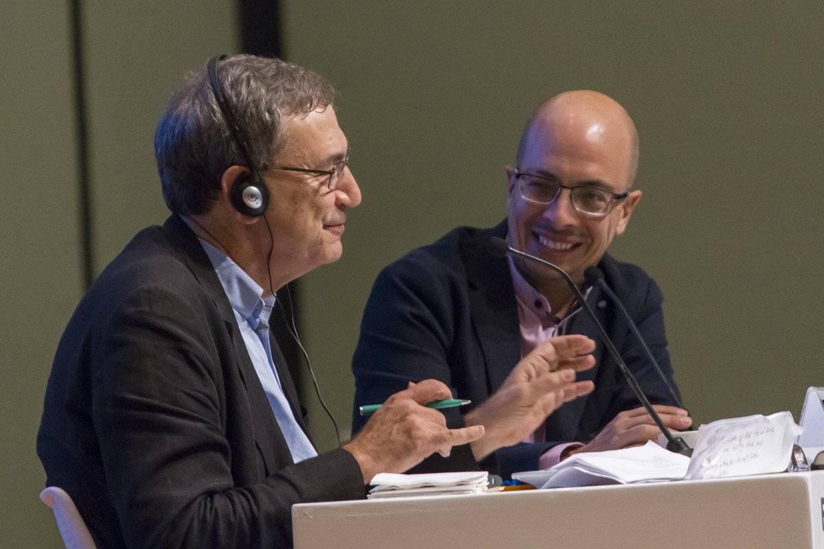 El Nobel de Literatura 2006 abre Salón Literario de la Feria