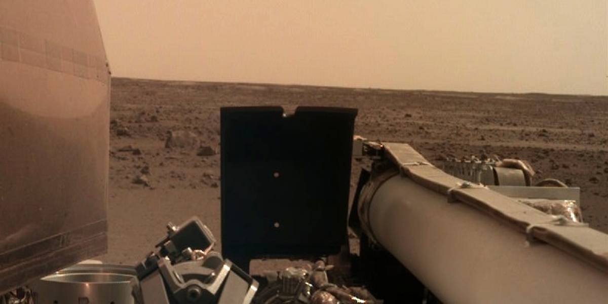 Esta es la primera imagen nítida que la sonda InSight envía desde Marte