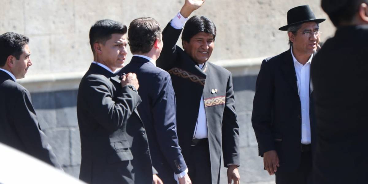 Presidente Evo Morales presenta primer auto eléctrico construido en Bolivia