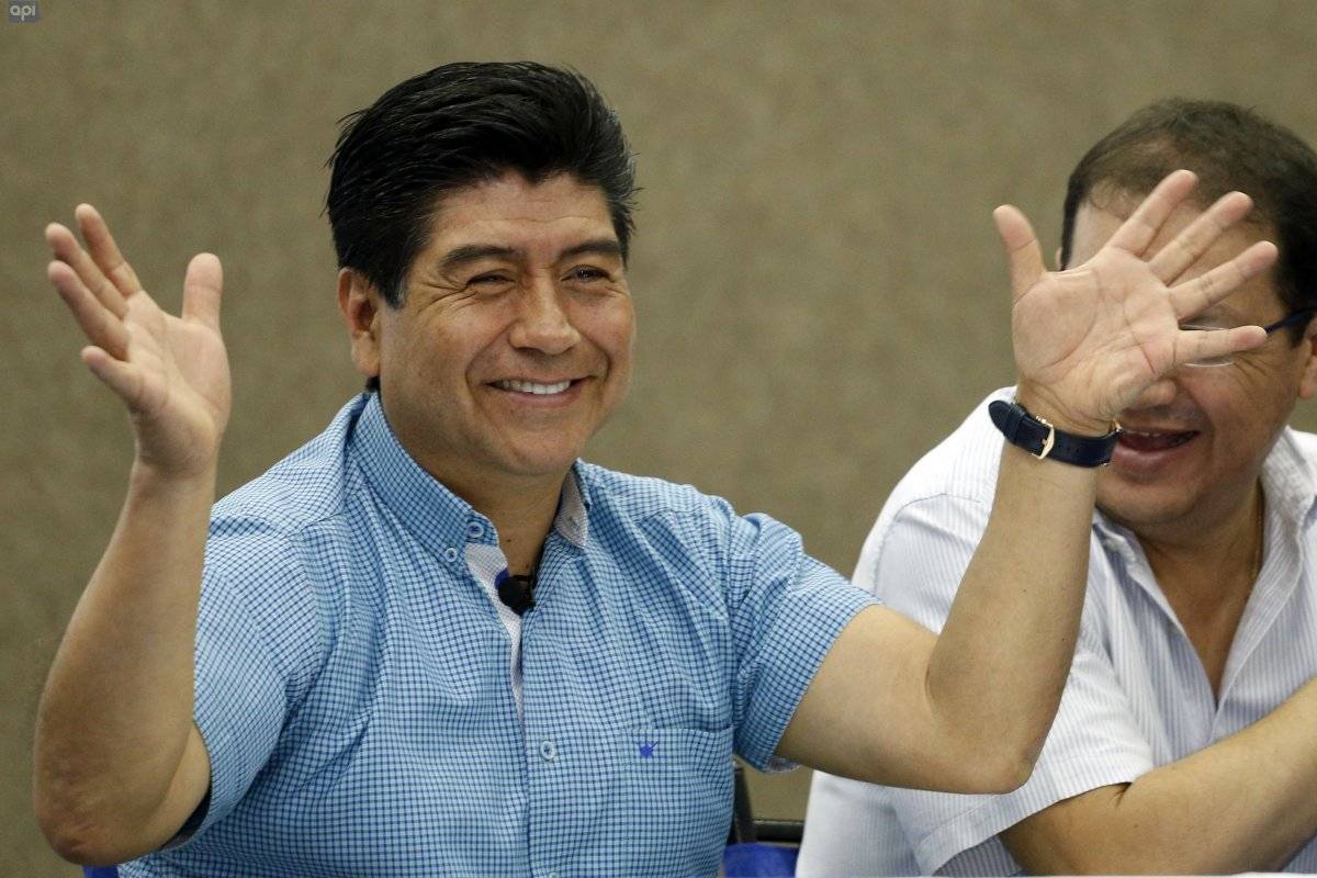 Jorge Yunda es proclamado como candidato a la alcaldía de Quito