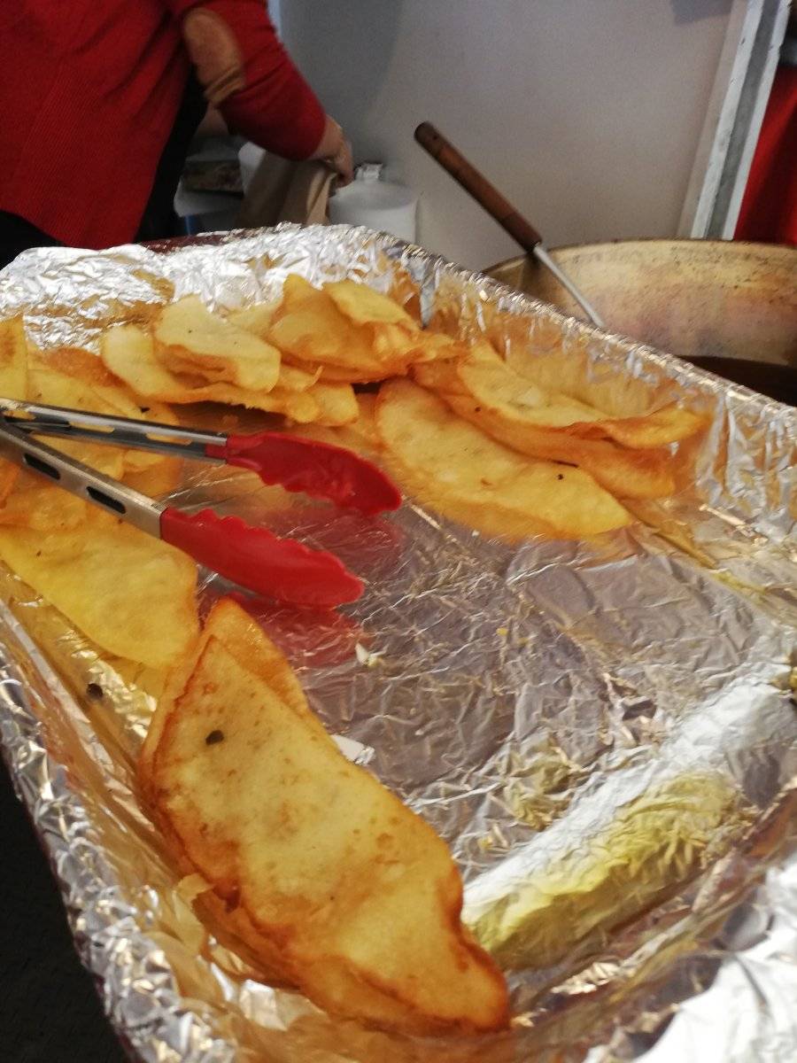 Empanadas de morocho en la plaza del Ministerio de Agricultura