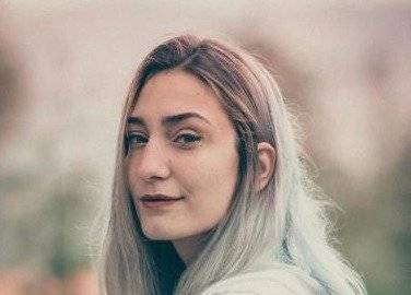 Andreea Celea - Fuente externa