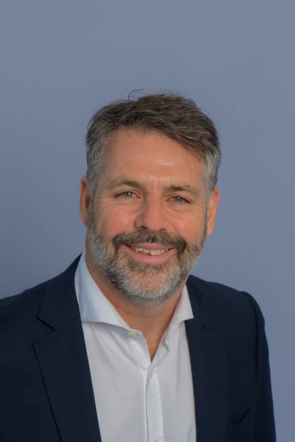 Stuart Orr, profesor de negocios y derecho en la Universidad Deakin con sede en Australia