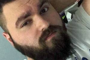 Supremacistas brancos sugerem matar príncipe Harry por casamento com Meghan: ‘Traidor da raça’