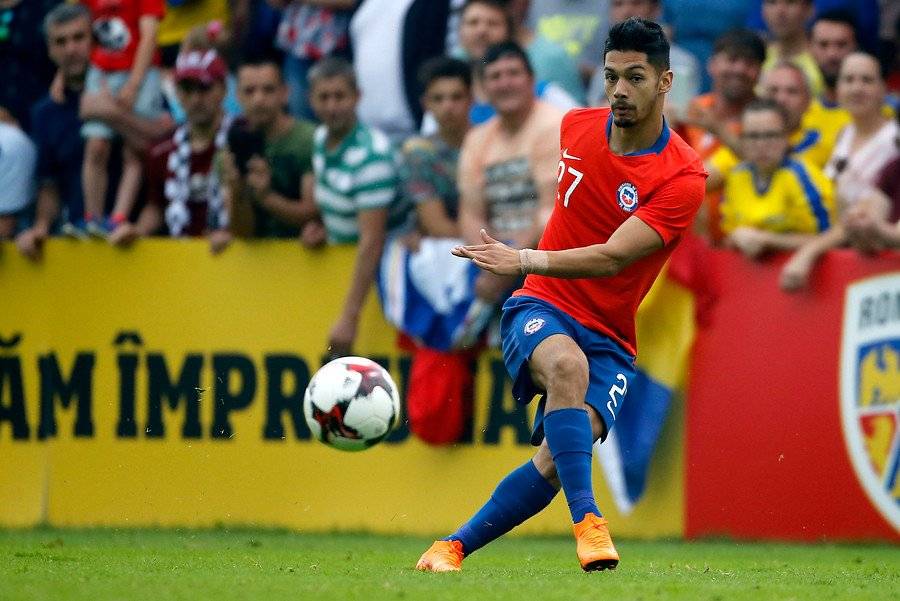 Jimmy Martínez, pretendido por la UC y la U, debutó por la Roja en 2018 / Foto: Photosport
