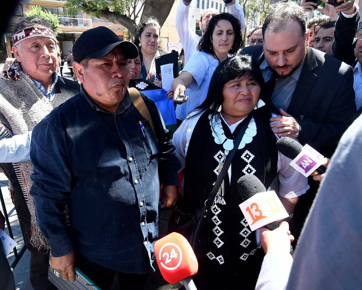 Marcelo Catrillanca llega junto a Emilia Nuyado a la interpelación al ministro Chadwick