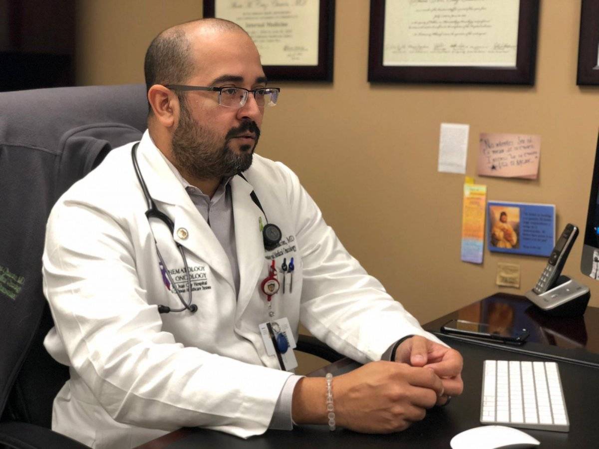 El doctor Alexis Cruz, hematólogo oncólogo, destacó que para muchos pacientes de leucemia, el único tratamiento efectivo es un trasplante de médula ósea. DAvid cordero mercado