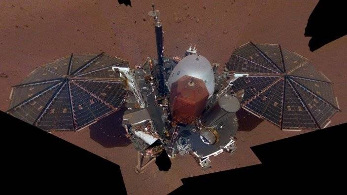InSight Selfie