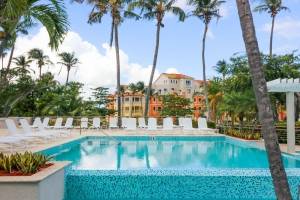 Abre hotel all inclusive en Puerto Rico