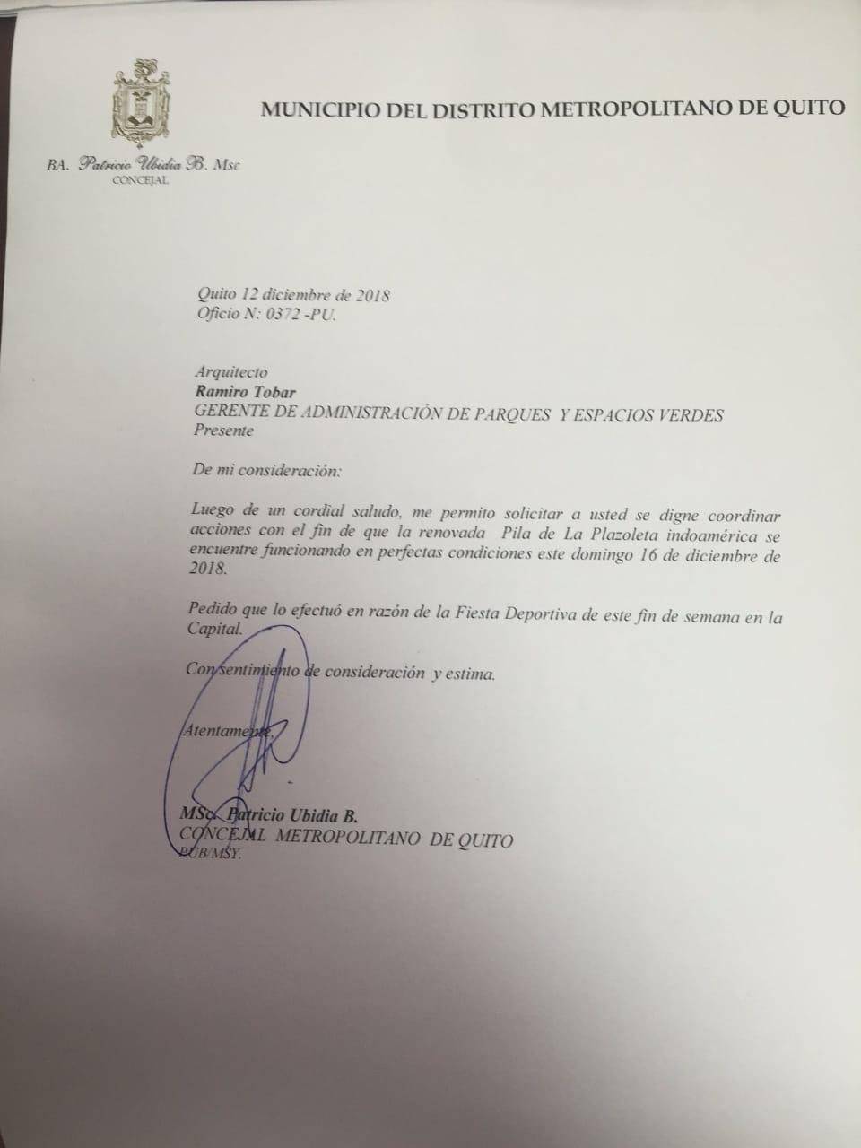 Municipio de Quito realizó limpieza de la pileta de la Universidad Central