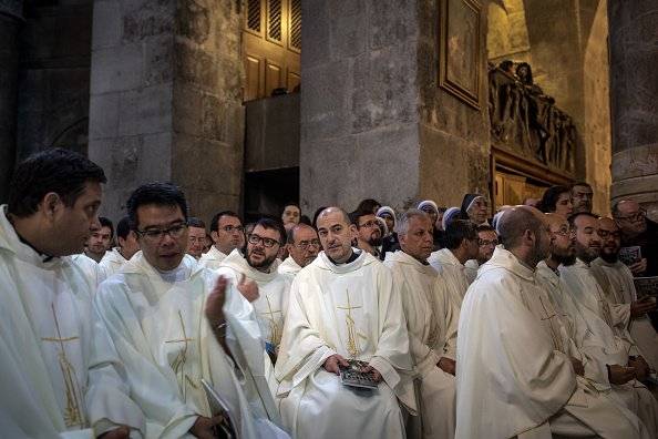 Iglesia católica evaluará psicológicamente a sacerdotes para evitar abusos sexuales