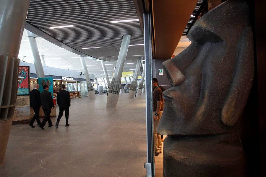 Inauguran nuevo sector del Aeropuerto con bailes de Rapa Nui / Aton Chile