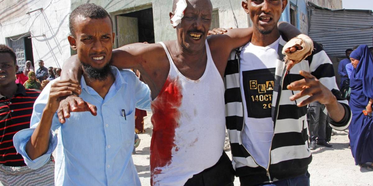 Doble atentado deja al menos siete muertos en Somalia Doble atentado deja al menos siete muertos en Somalia