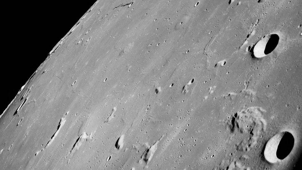 104881333earthrise4-0c44e505560a6e726807386cb1513814.jpg