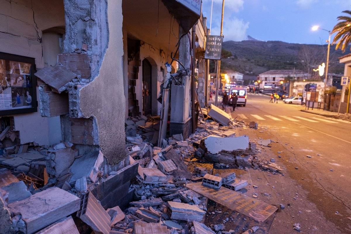 sismo italia volcán