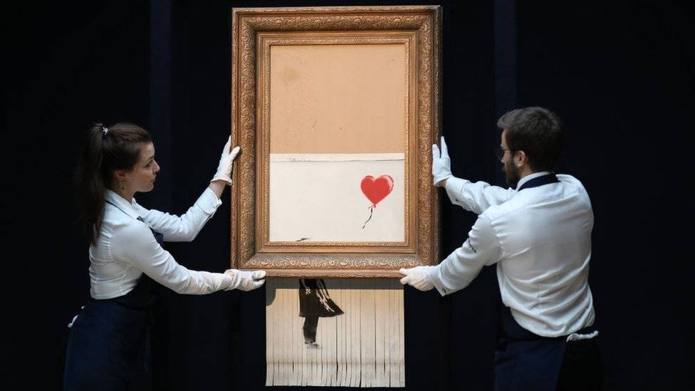 104957104banksy-6dfe3ce6821f67274f297a89f21edd69.jpg