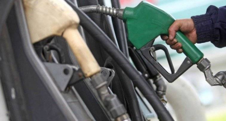 El galón de gasolina super también aumenta en gasolineras de Quito