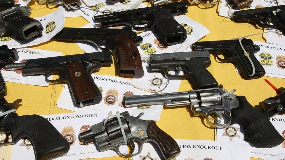 104746881armas-8e2fde9adb3a9f017c6dda30f7d4cc59.jpg