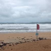 Manejo de Emergencias urge precaución al visitar playas el fin de semana largo