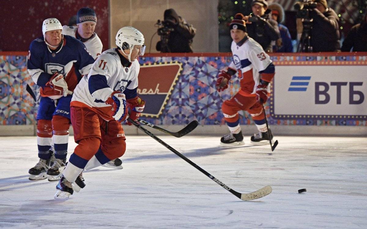 RUSSIA PUTIN ICE HOCKEY